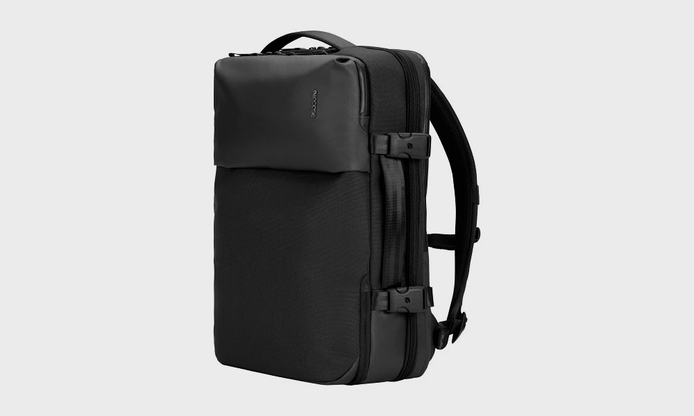 INCASE A.R.C. Travel Pack