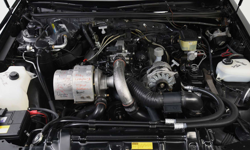 Alt Image