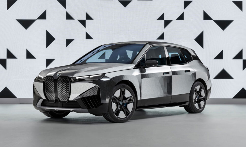 BMW iX Flow, A Color-Changing Car