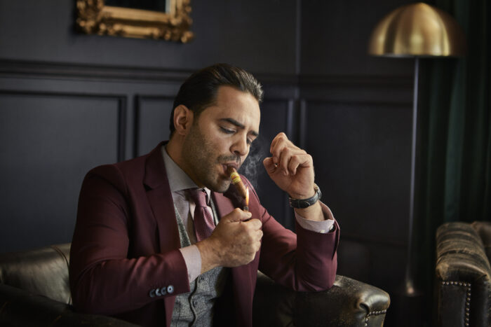 Want to Smoke the Best Cigars Out There? Look No Further Than the Hand-Rolled Options From La Aurora