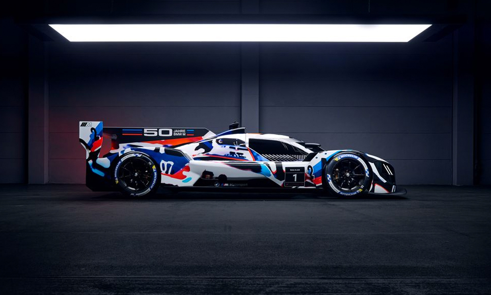 2023 BMW M Hybrid V8 Race Car