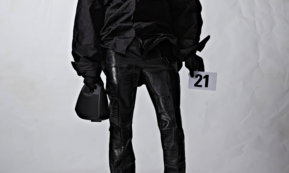 Alt Image