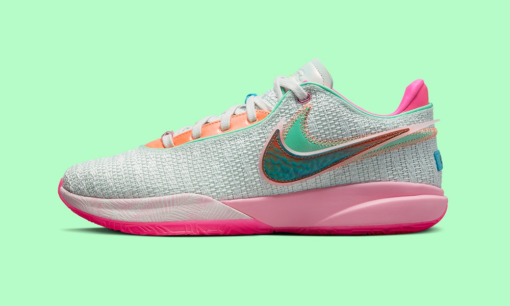 Nike LeBron XX Sneaker