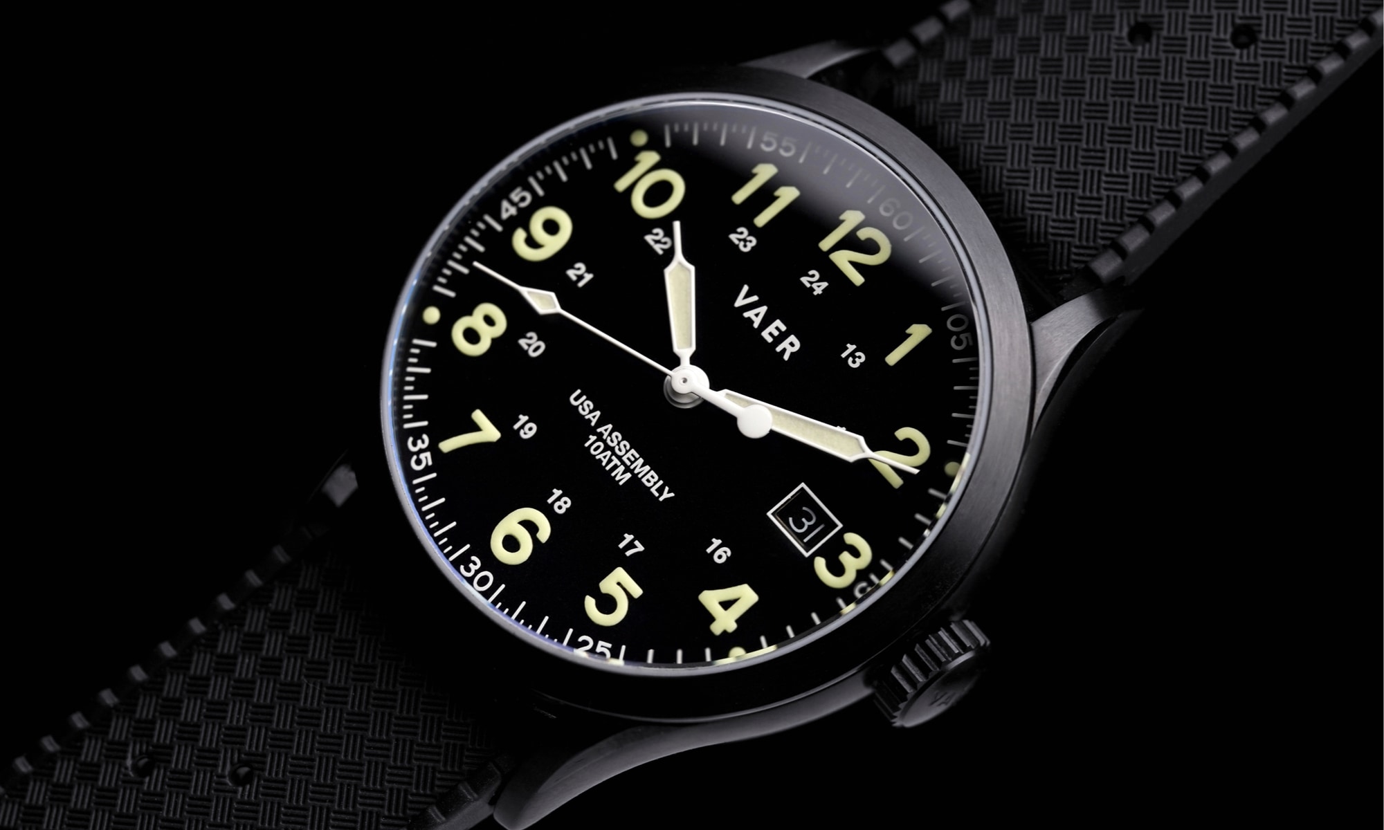 When It Comes to Rugged Watches, VAER’s C5 Tactical Field Watch Completes Any Outfit