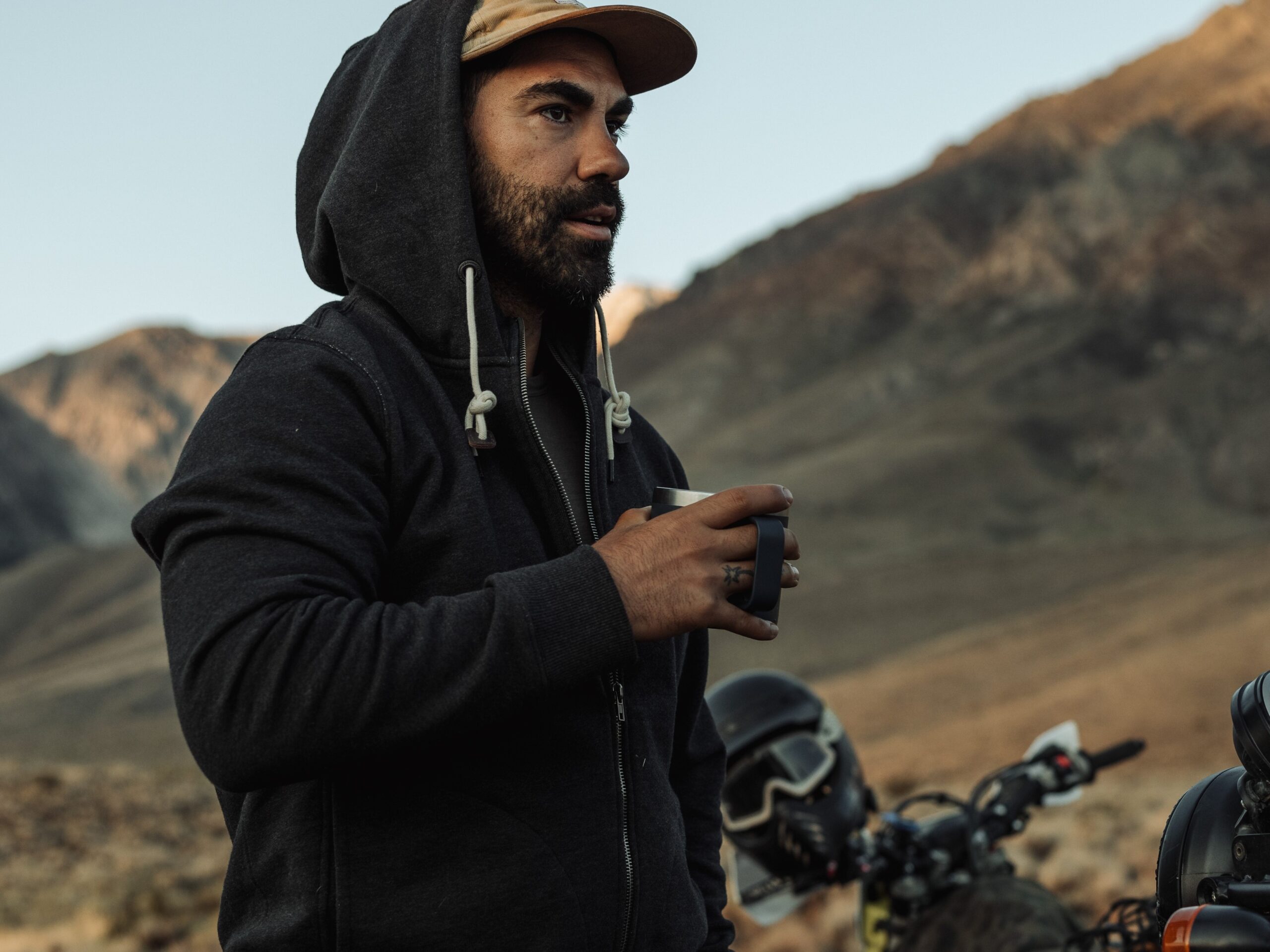 The Flint and Tinder Camp Fleece Collection Has All the Outerwear Pieces You Need