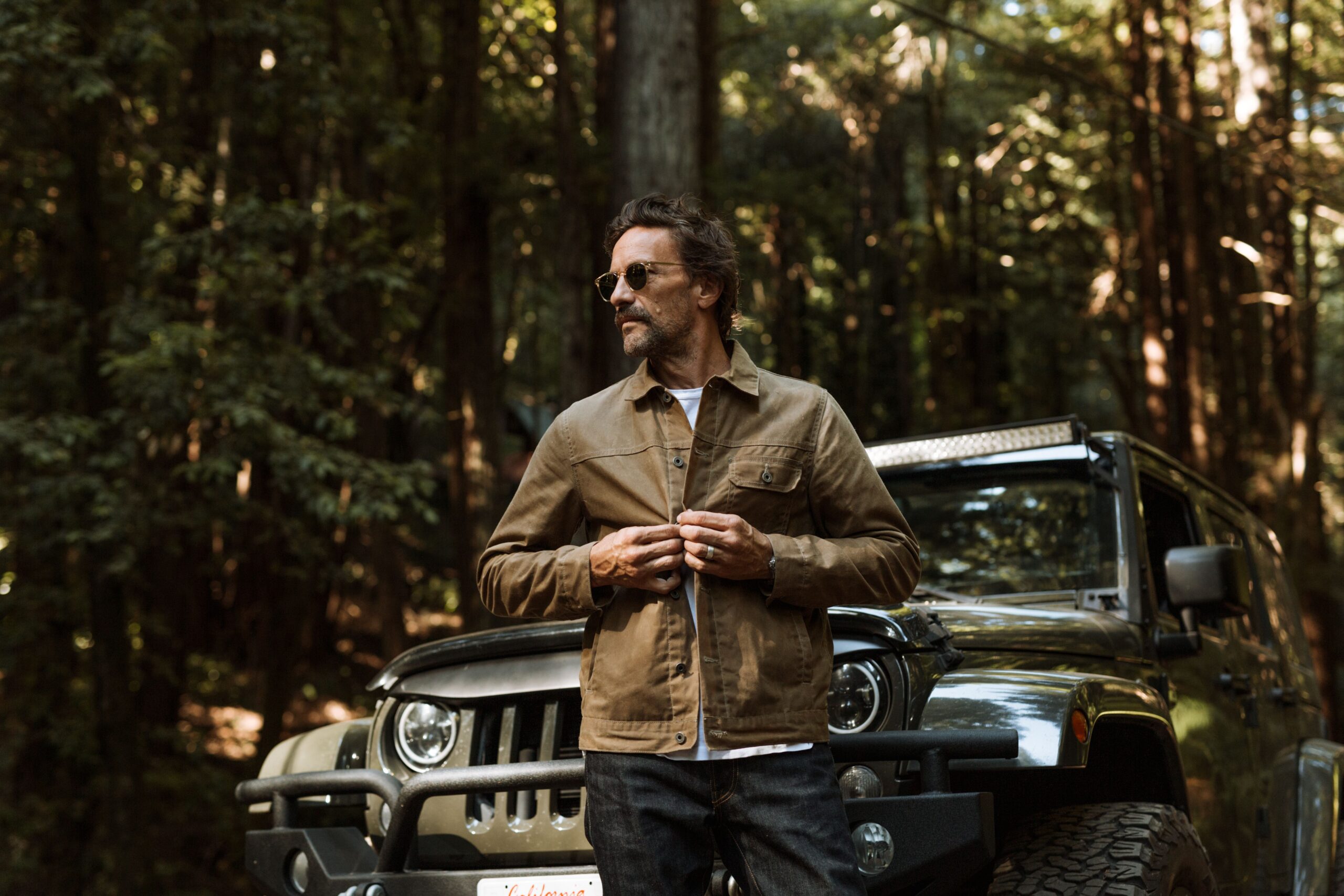Flint & Tinder’s Flannel-Lined Waxed Trucker Jacket Is the Perfect Fall Upgrade