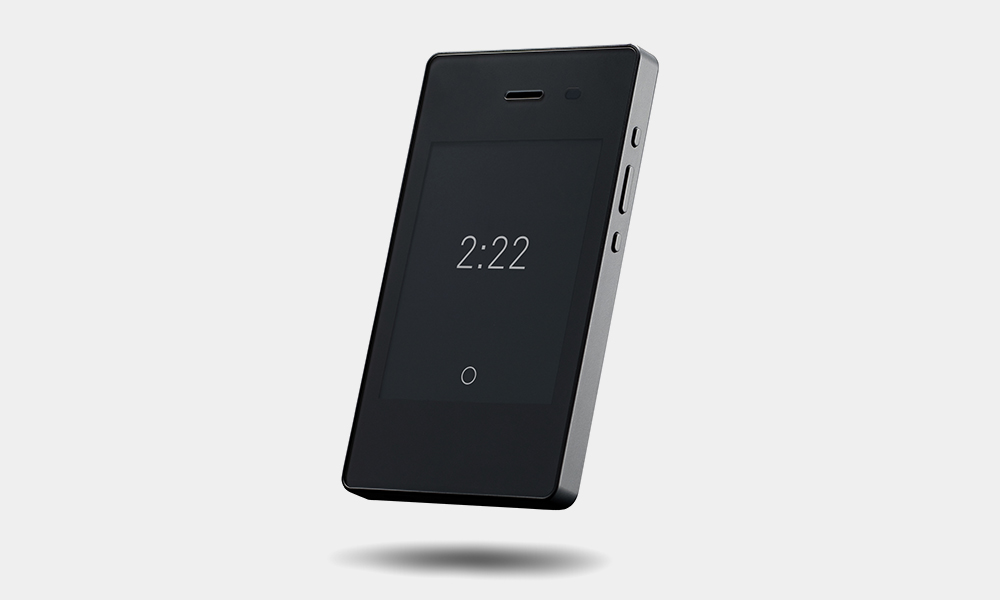 Tested: The Light Phone II Helps You Appreciate Life’s Simple Moments