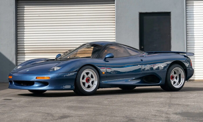 1991 Jaguar XJR-15 Goes to Auction