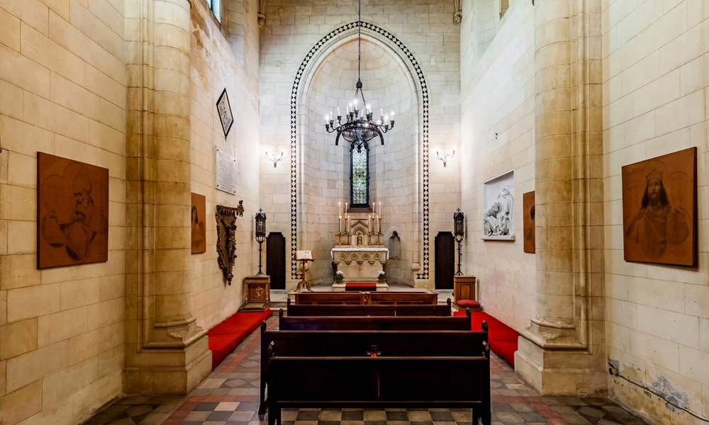Alt Image