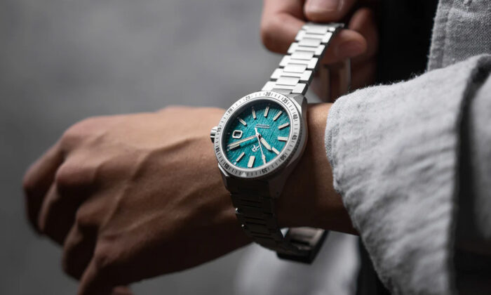 RZE Endeavour 2023 Glacier Collection