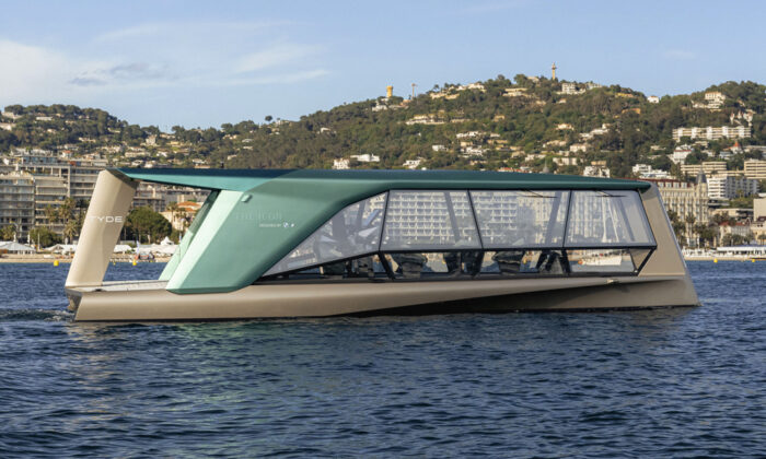 BMW “The Icon” Hydrofoil