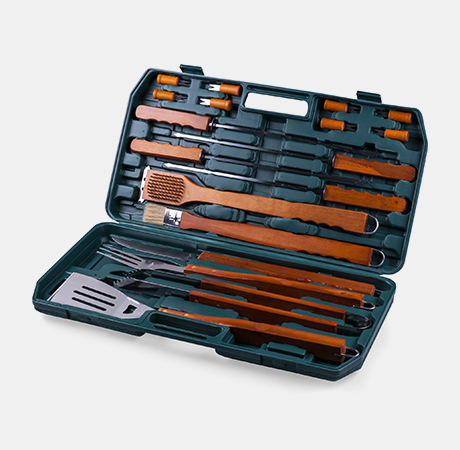 ONIVA 18-Piece BBQ Case