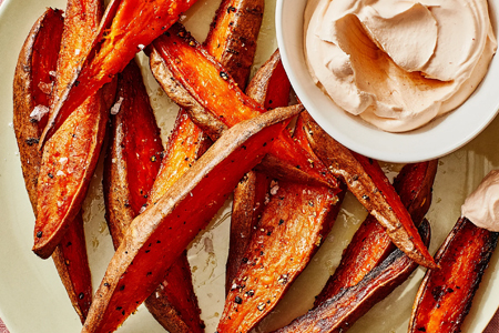 Sweet Potato Fries With Sriracha Dip