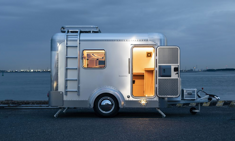 X-Cabin 300 Camper