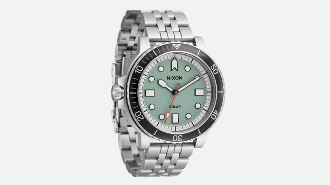 Nixon Stinger 44