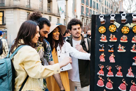 What Travelers Who Are Good With Money Don't Buy on Trips, According to Experts