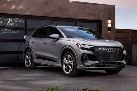 Audi Reveals the Q4 55 e-tron Luxury SUV