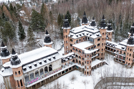 7 Abandoned Buildings We’d Like to See Fixed Up