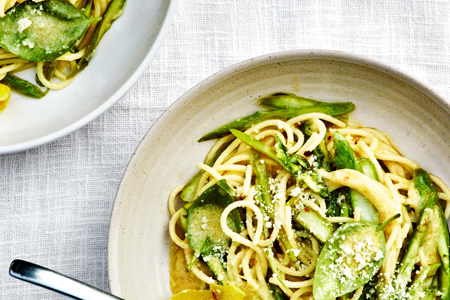 Lemony Asparagus Pasta