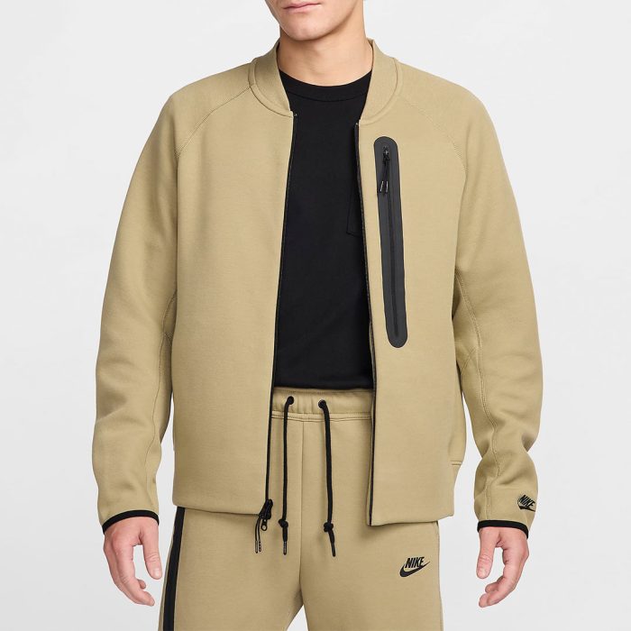 Nike-Sportswear-Tech-Fleece-