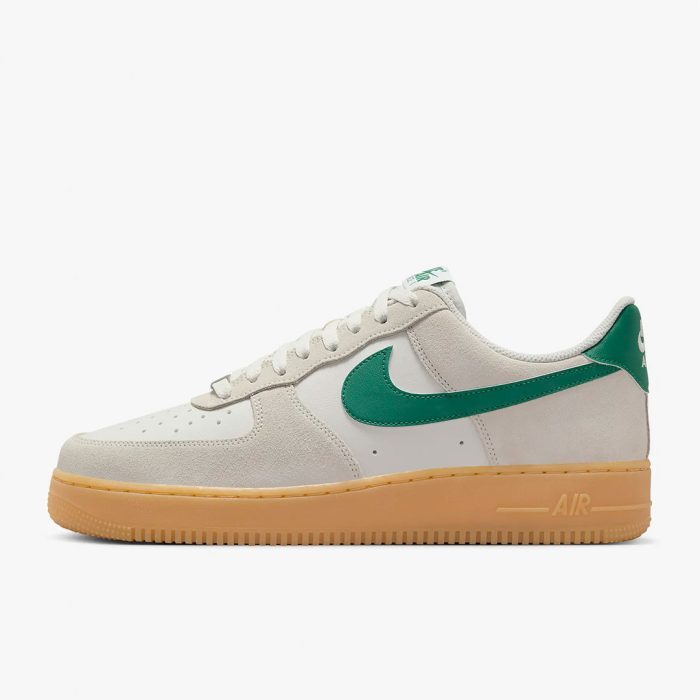 Nike-Air-Force-1-’07-LV8