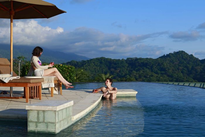 Hotel-360-pool-lifestyle-couple-1