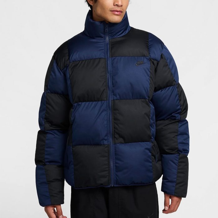 Nike-Sportswear-Club-Therma-FIT-Puffer-Jacket