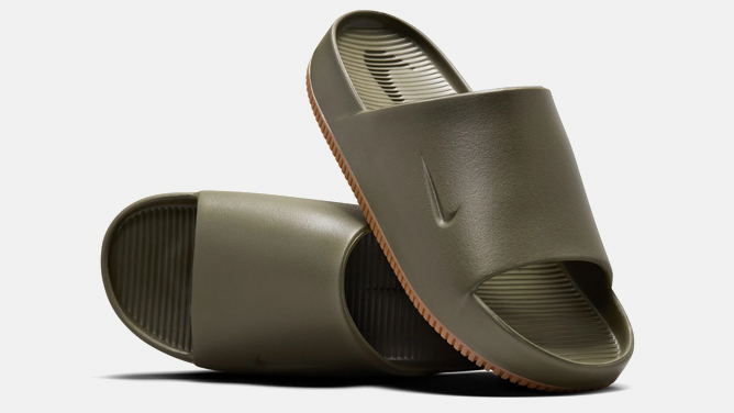 Nike Calm Mules