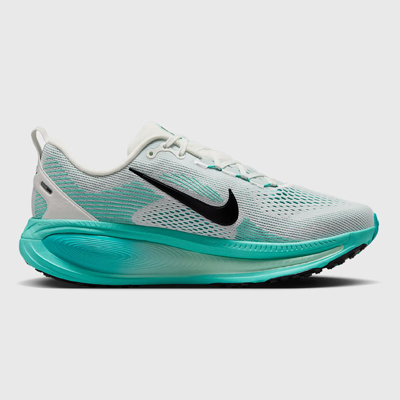 Nike Vomero 18