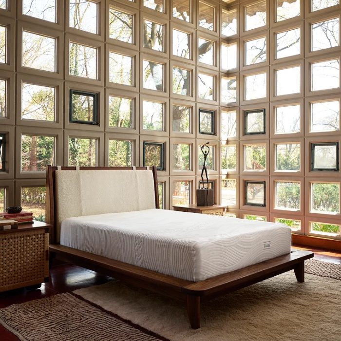 The Tiami™ Luxury Hybrid Mattress