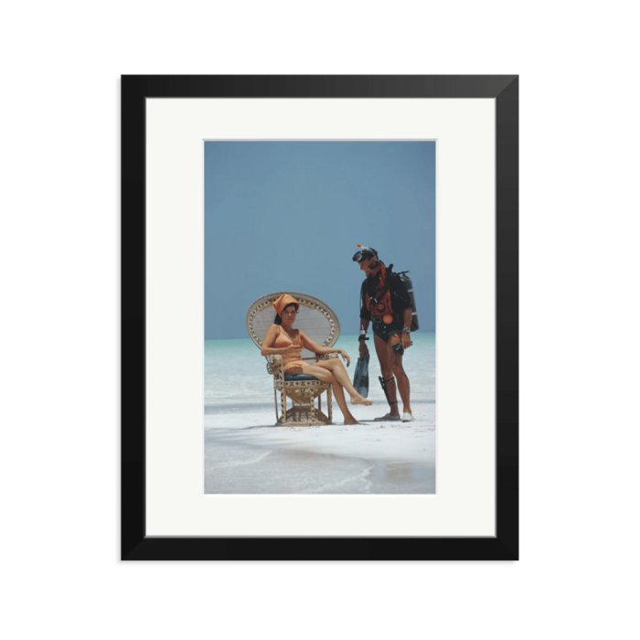 Slim Aarons ‘A Friendly Chat’