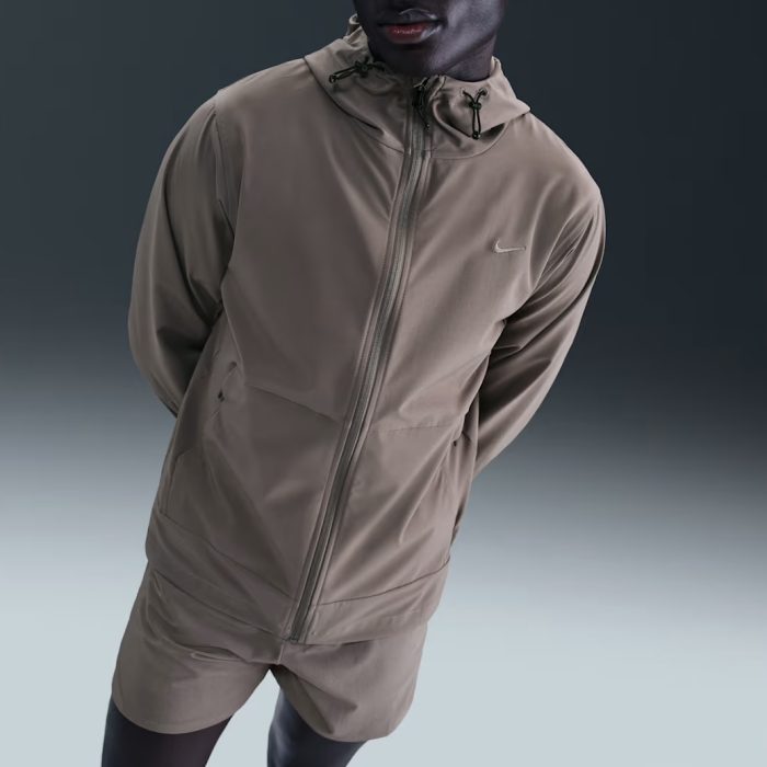 Nike Unlimited Men’s Repel Hooded Versatile Jacket