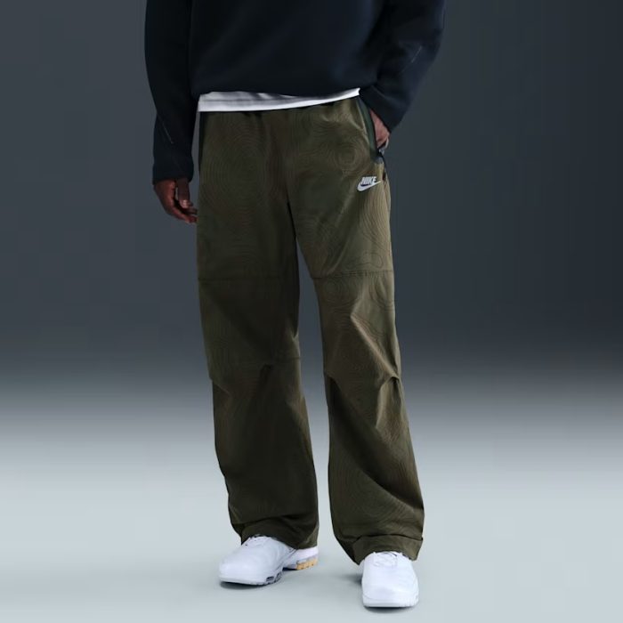 Nike Tech Men’s Open-Hem Woven Pants